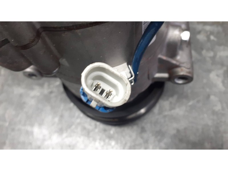 Recambio de compresor aire acondicionado para opel insignia berlina referencia OEM IAM 13232306 PXE16 NRF32487