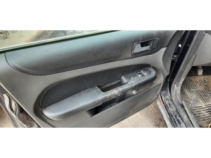 ford focus berlina (cap) del año 2007