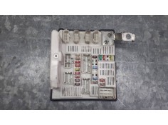 Recambio de caja reles / fusibles para renault scenic ii referencia OEM IAM 8200481866 519158075 USMCPFT 2