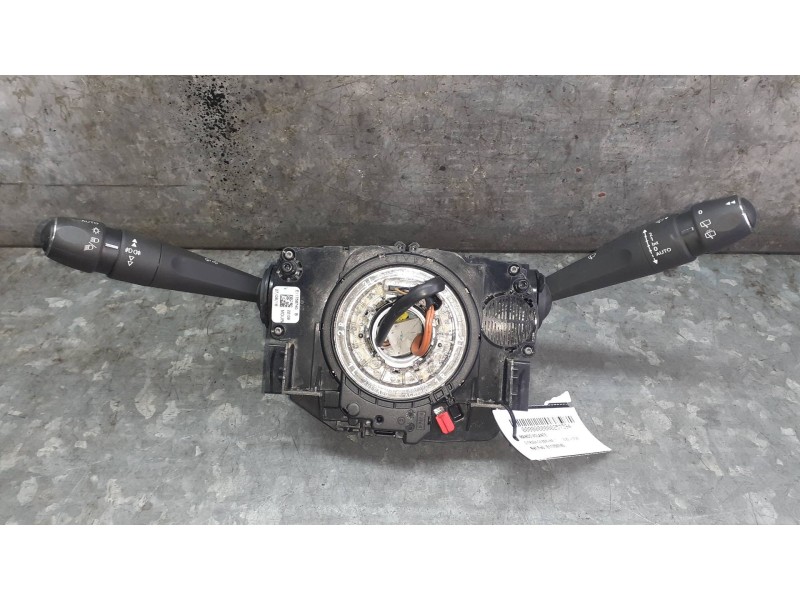 Recambio de mando volante para citroen c4 berlina referencia OEM IAM E11756740 CC99FB96 VALEO