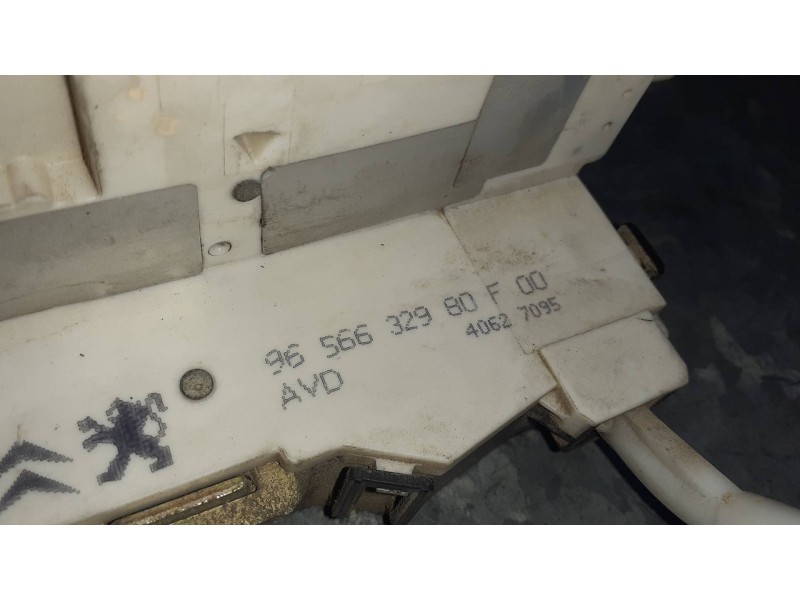 Recambio de cerradura puerta delantera derecha para peugeot 407 referencia OEM IAM 9656632980F00  