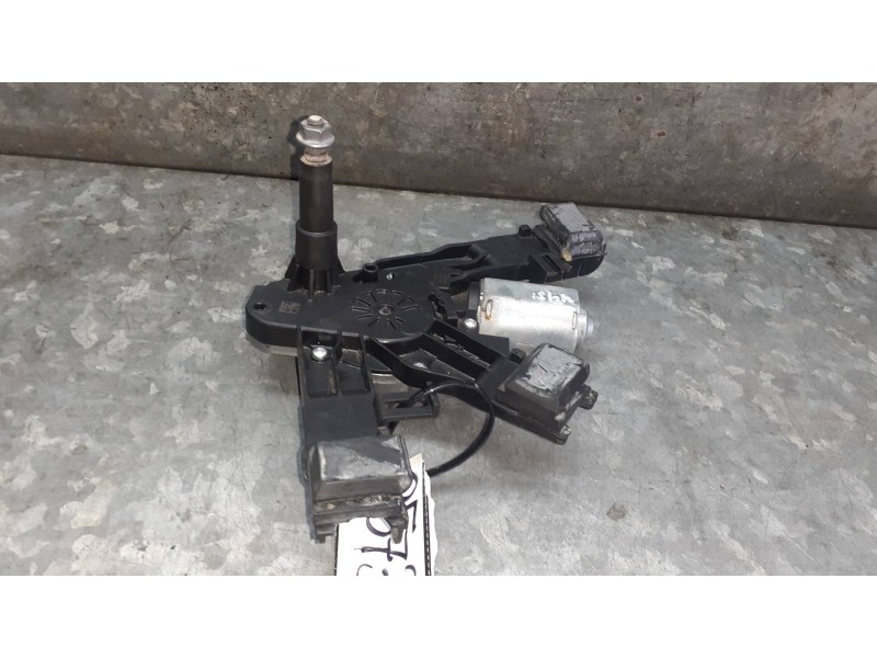 Recambio de motor limpia trasero para citroen c4 berlina referencia OEM IAM 9819523180 0390205010 BOSCH