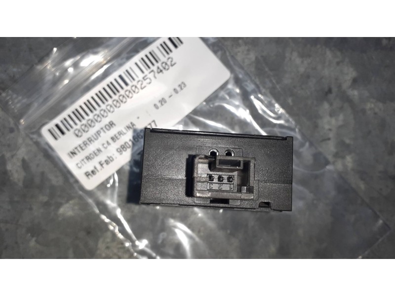 Recambio de interruptor para citroen c4 berlina referencia OEM IAM 9801662777 95835T02 ALTURA LUCES