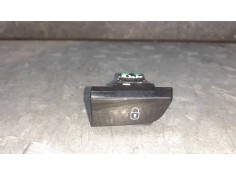Recambio de interruptor para citroen c4 berlina referencia OEM IAM 9678101077 68767 CIERRE