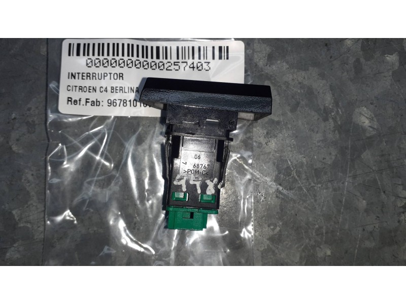 Recambio de interruptor para citroen c4 berlina referencia OEM IAM 9678101077 68767 CIERRE