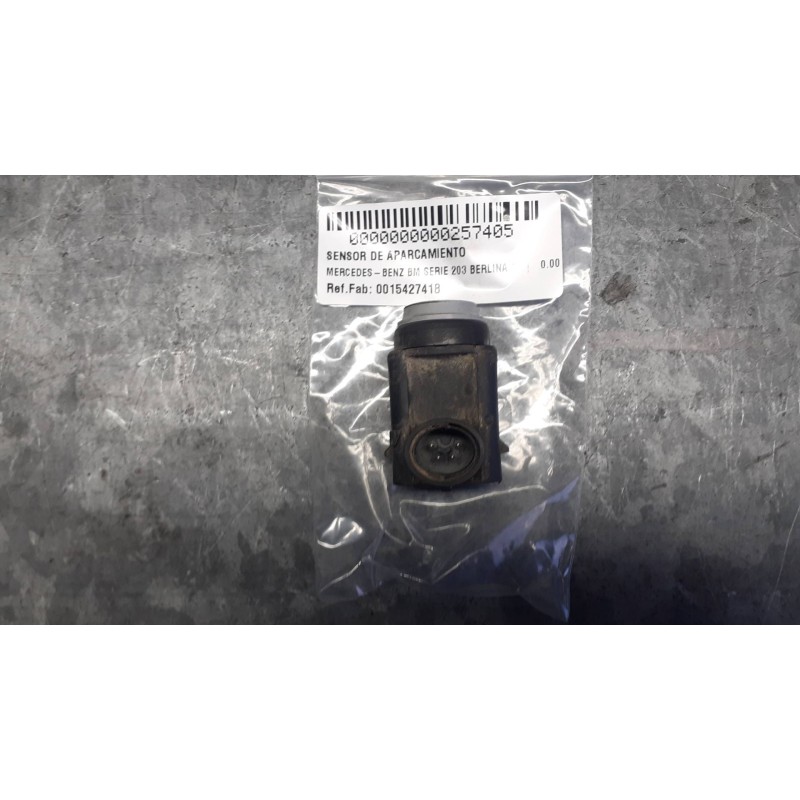 Recambio de sensor de aparcamiento para mercedes-benz clase c (w203) berlina referencia OEM IAM 0015427418 0263003167 BOSCH