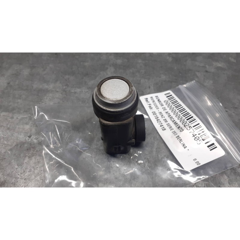 Recambio de sensor de aparcamiento para mercedes-benz clase c (w203) berlina referencia OEM IAM 0015427418 0263003167 BOSCH