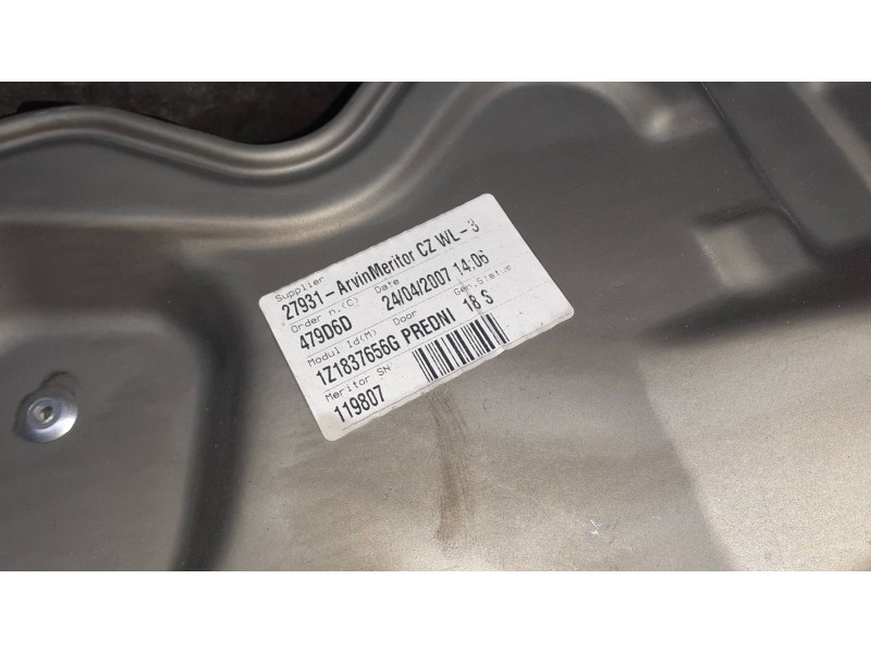 Recambio de elevalunas delantero derecho para skoda octavia berlina (1u2) referencia OEM IAM 1Z1837656G SIN MOTOR ELECTRICO