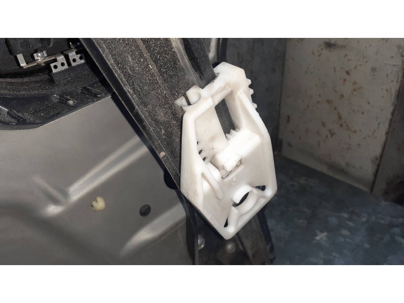 Recambio de elevalunas delantero derecho para skoda octavia berlina (1u2) referencia OEM IAM 1Z1837656G SIN MOTOR ELECTRICO