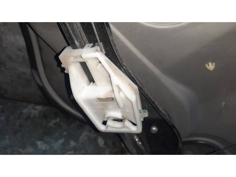 Recambio de elevalunas delantero derecho para skoda octavia berlina (1u2) referencia OEM IAM 1Z1837656G SIN MOTOR ELECTRICO