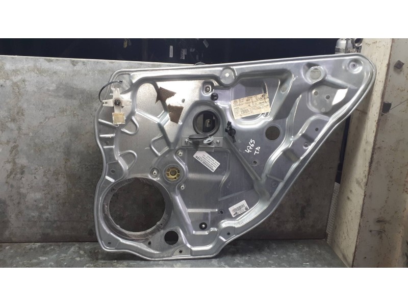 Recambio de elevalunas trasero derecho para volkswagen polo (9n1) referencia OEM IAM W06Q4839402E SIN MOTOR ELECTRICO