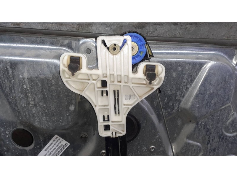 Recambio de elevalunas trasero derecho para volkswagen polo (9n1) referencia OEM IAM W06Q4839402E SIN MOTOR ELECTRICO