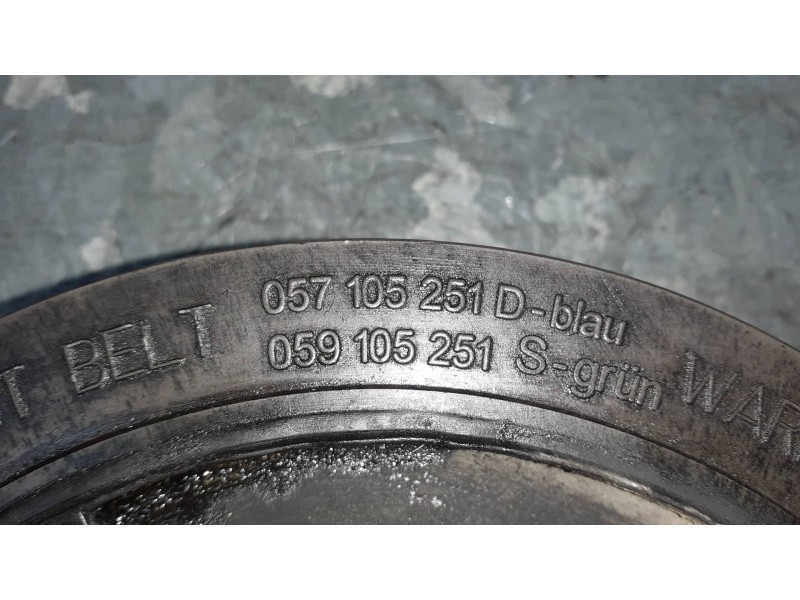 Recambio de polea bomba inyectora para audi a6 berlina (4f2) referencia OEM IAM 057105251  059105251