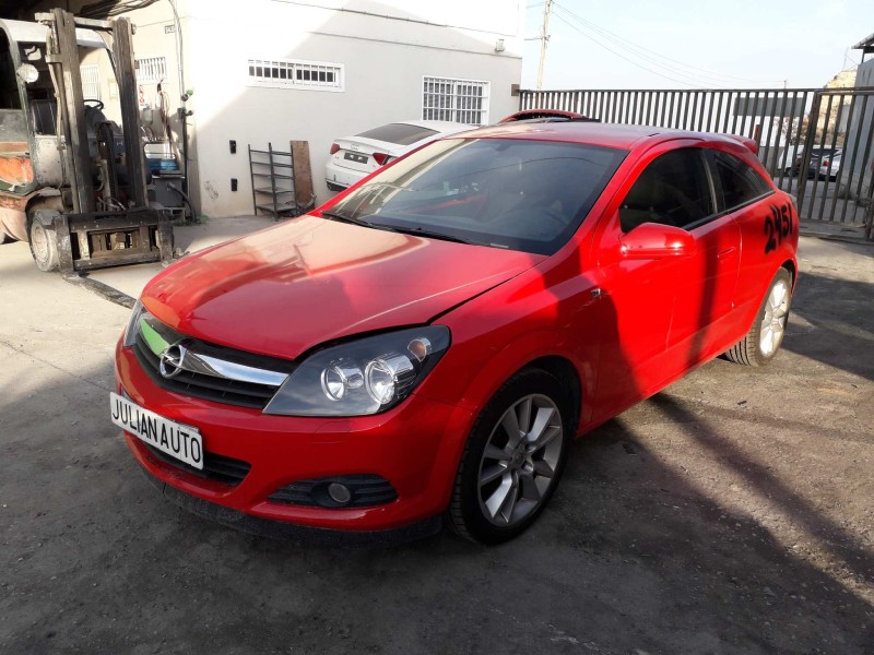opel astra gtc del año 2005
