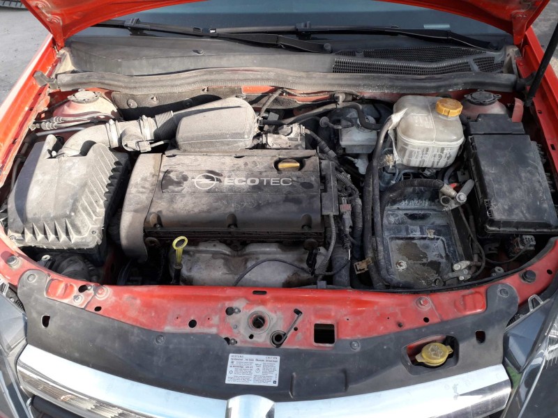 opel astra gtc del año 2005