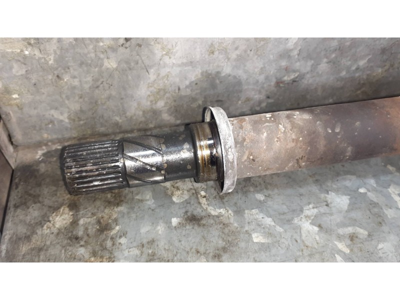 Recambio de transmision delantera derecha para renault scenic ii referencia OEM IAM 8200472158  