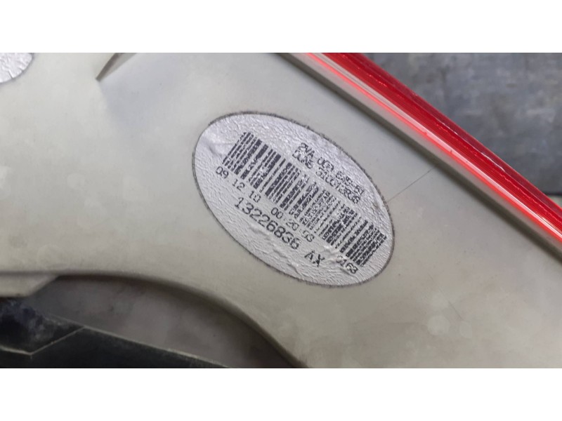 Recambio de piloto trasero izquierdo para opel insignia berlina referencia OEM IAM 13226836AX 13226836 510512836