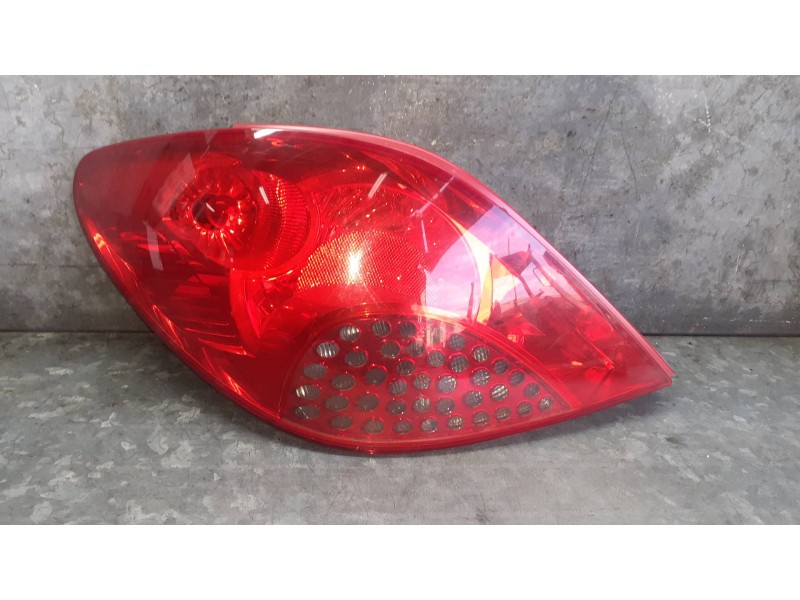 Recambio de piloto trasero izquierdo para peugeot 207 referencia OEM IAM 9649986680  VP5PFX13405A