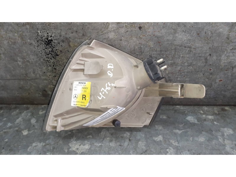 Recambio de faro antiniebla derecho para mercedes-benz clase c (w202) berlina referencia OEM IAM 2028260843  1305232924