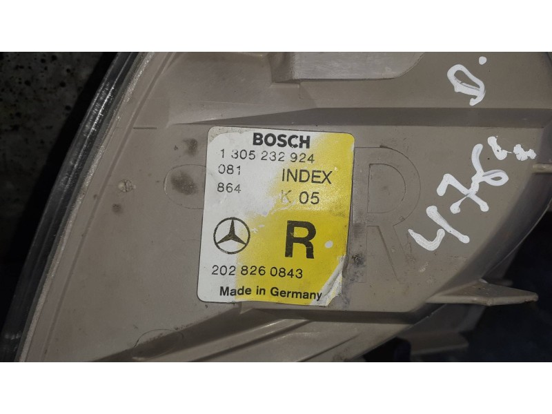 Recambio de faro antiniebla derecho para mercedes-benz clase c (w202) berlina referencia OEM IAM 2028260843  1305232924