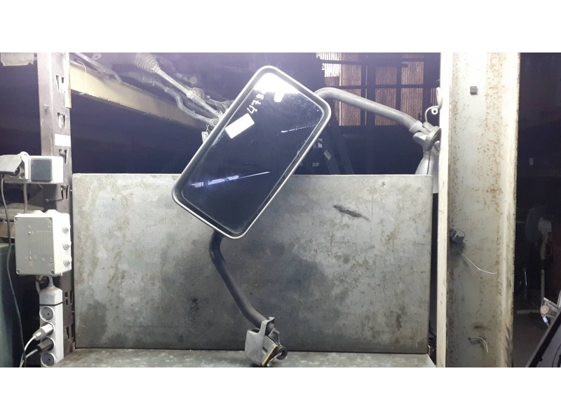 Recambio de retrovisor izquierdo para nissan atleon 120 referencia OEM IAM E9014094 NEGRO ELECTRICO