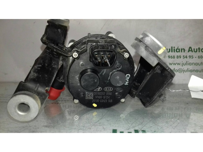 Recambio de bomba agua para kia niro business referencia OEM IAM 2510003HZ0 201802020590 3 + 2 PINES
