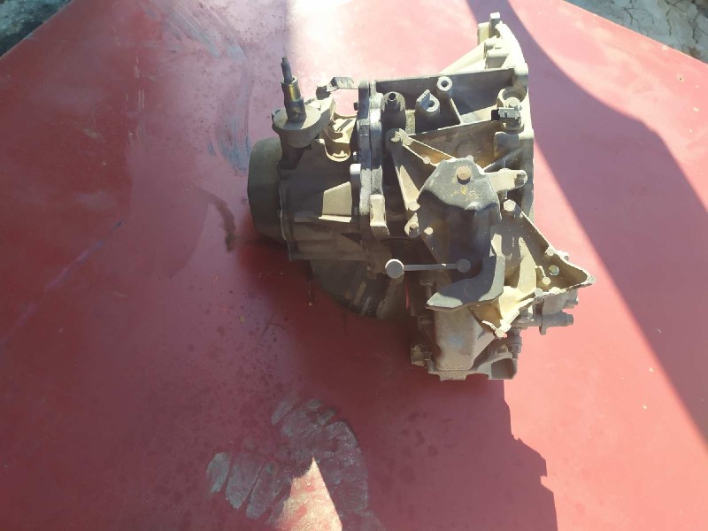 Recambio de caja cambios para citroen xsara picasso 2.0 hdi exclusive referencia OEM IAM 20DL65  5 VELOCIDADES