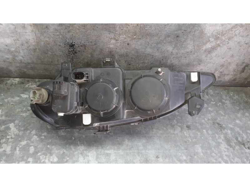 Recambio de faro derecho para renault megane i fase 2 berlina (ba0) referencia OEM IAM 085511131R  