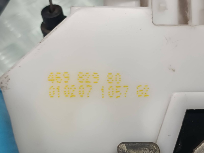 Recambio de cerradura puerta delantera izquierda para citroen c3 referencia OEM IAM 46982980 BLANCO CONECTOR 5 PINES