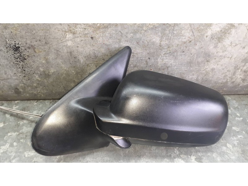 Recambio de retrovisor izquierdo para seat ibiza (6k1) referencia OEM IAM E9024029 NEGRO MANUAL