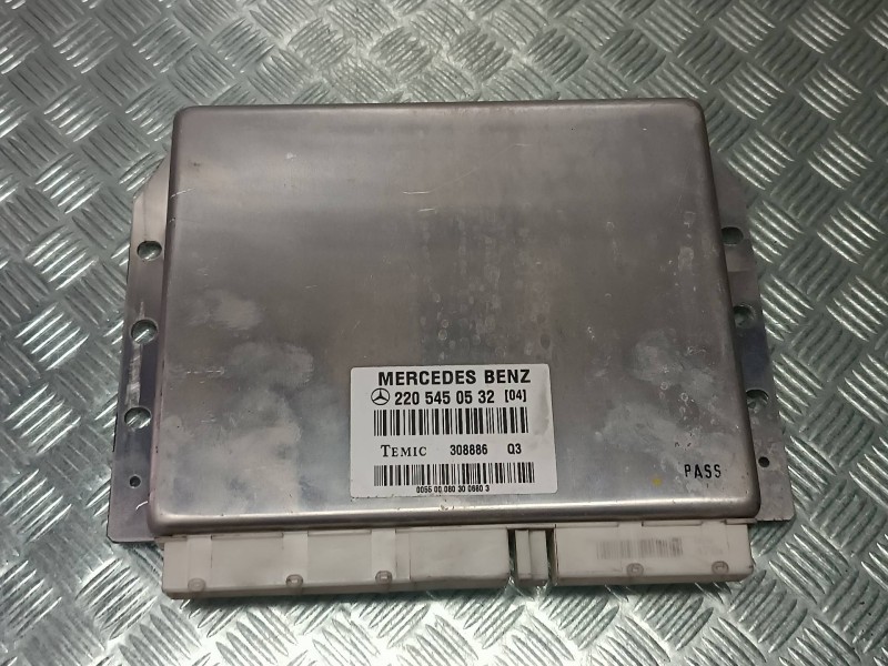 Recambio de centralita suspension para mercedes-benz clase s (w220) berlina referencia OEM IAM 2205450532 308886Q3 TEMIC
