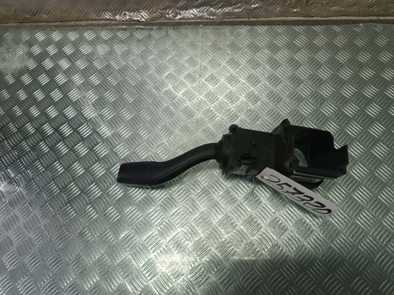 Recambio de mando luces para audi a6 allroad quattro (4fh) referencia OEM IAM 4E0953513A  CONECTOR 3 PINES