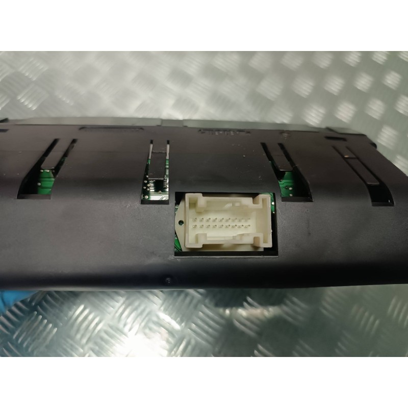 Recambio de mando calefaccion / aire acondicionado para mercedes-benz clase s (w220) berlina referencia OEM IAM 2208300185 Q0027