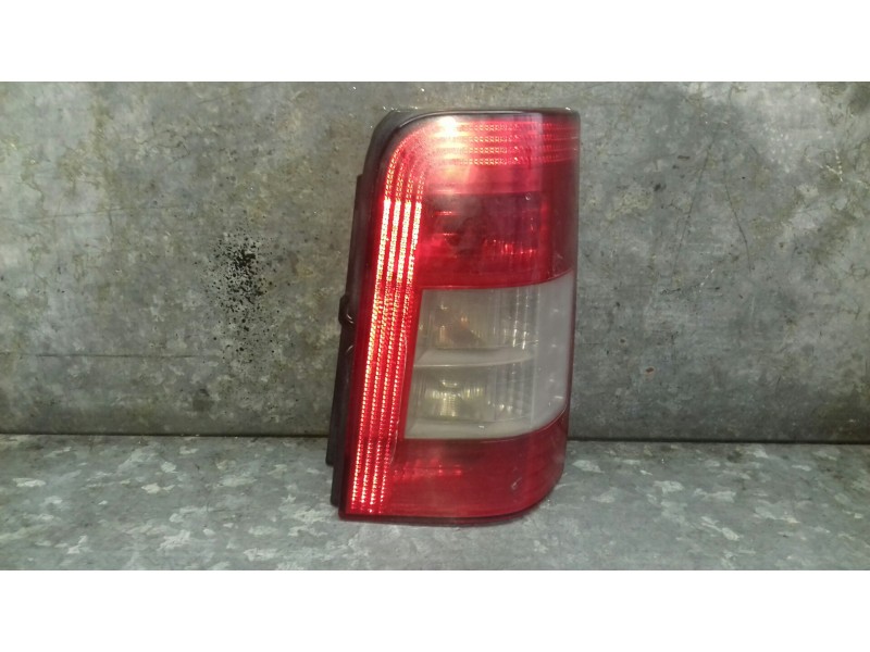 Recambio de piloto trasero izquierdo para citroen berlingo referencia OEM IAM 9657975680  9657976780