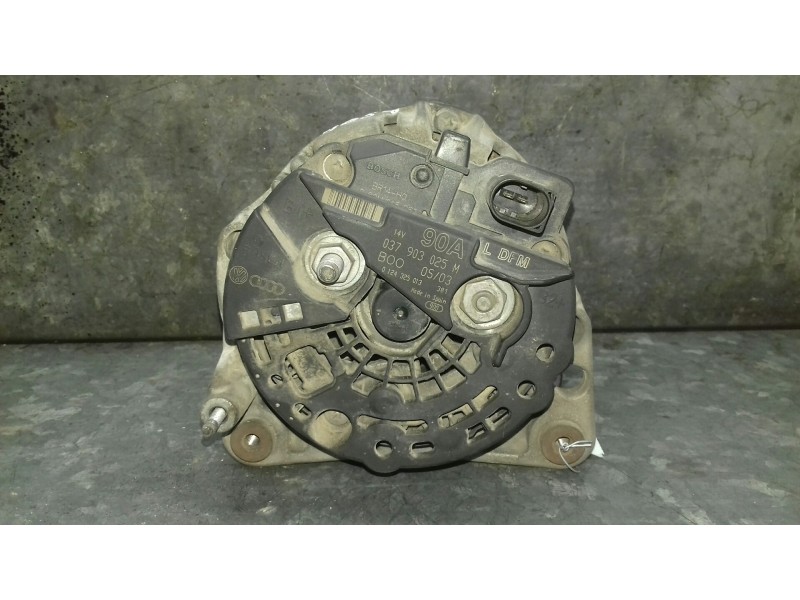 Recambio de alternador para skoda fabia (6y2/6y3) referencia OEM IAM 0124325013 037903025M 90A