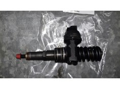 Recambio de inyector para volkswagen passat berlina (3b3) referencia OEM IAM 038130073AJ 0414720037 BOSCH 2