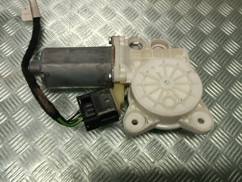 Recambio de motor elevalunas delantero derecho para mercedes-benz clase e (w211) berlina referencia OEM IAM A2118203042 01308219