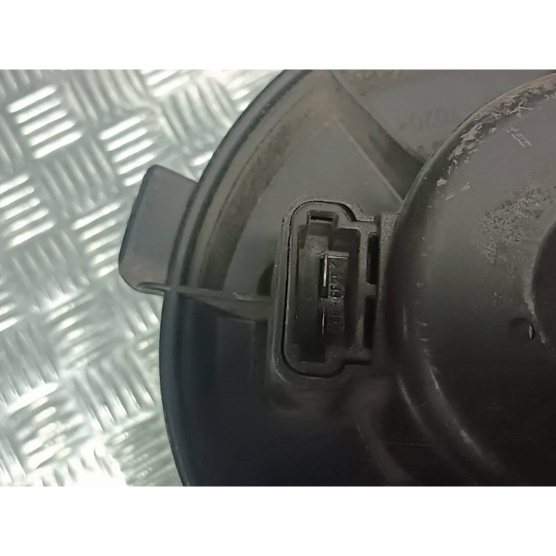 Recambio de ventilador calefaccion para citroen xsara picasso referencia OEM IAM 64245 BEHR CONECTOR 2 PINES