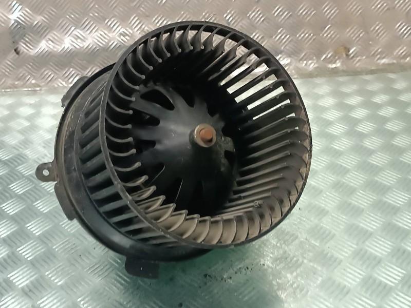 Recambio de ventilador calefaccion para citroen xsara picasso referencia OEM IAM 64245 BEHR CONECTOR 2 PINES