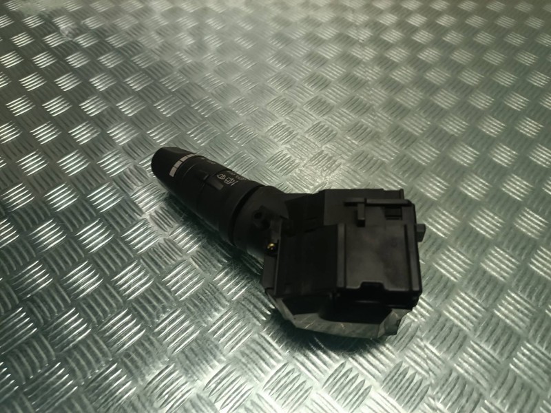 Recambio de mando limpia para nissan terrano/terrano.ii (r20) referencia OEM IAM 25260AV770  CONECTOR 12 PINES