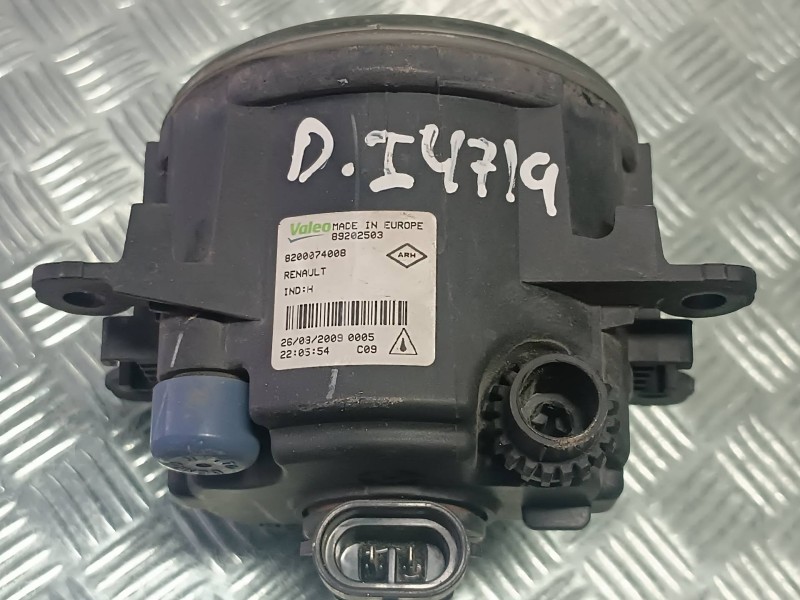 Recambio de faro antiniebla derecho para renault megane iii coupe referencia OEM IAM 820074008 89202503 CONECTOR 2 PINES