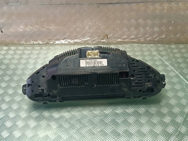 Recambio de cuadro instrumentos para mercedes-benz clase e (w211) berlina referencia OEM IAM 2115402548 Q02 VDO