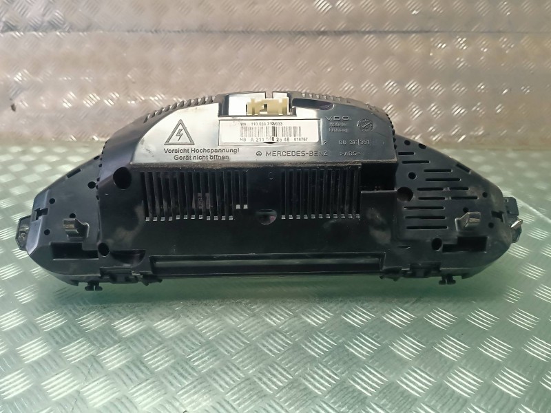 Recambio de cuadro instrumentos para mercedes-benz clase e (w211) berlina referencia OEM IAM 2115402548 Q02 VDO
