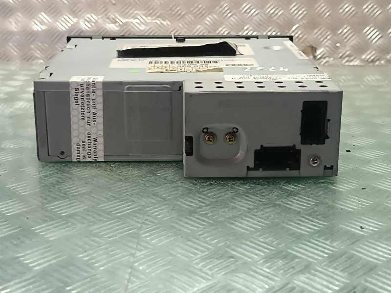 Recambio de sistema audio / radio cd para audi a6 berlina (4f2) referencia OEM IAM 4E0910111C 4E0035111043 4E0035111