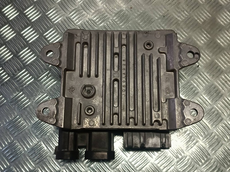 Recambio de modulo electronico para citroen c3 referencia OEM IAM 9662993380 6900001212 PSA