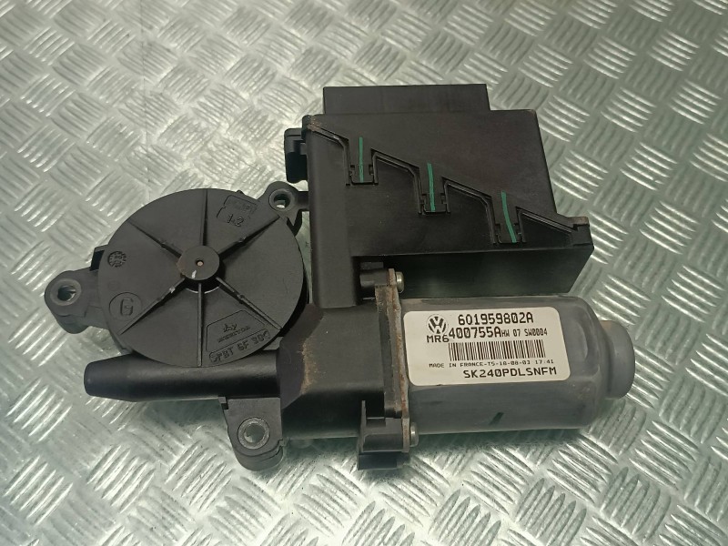 Recambio de motor elevalunas delantero derecho para skoda fabia (6y2/6y3) referencia OEM IAM 601959802A 400755A 400755