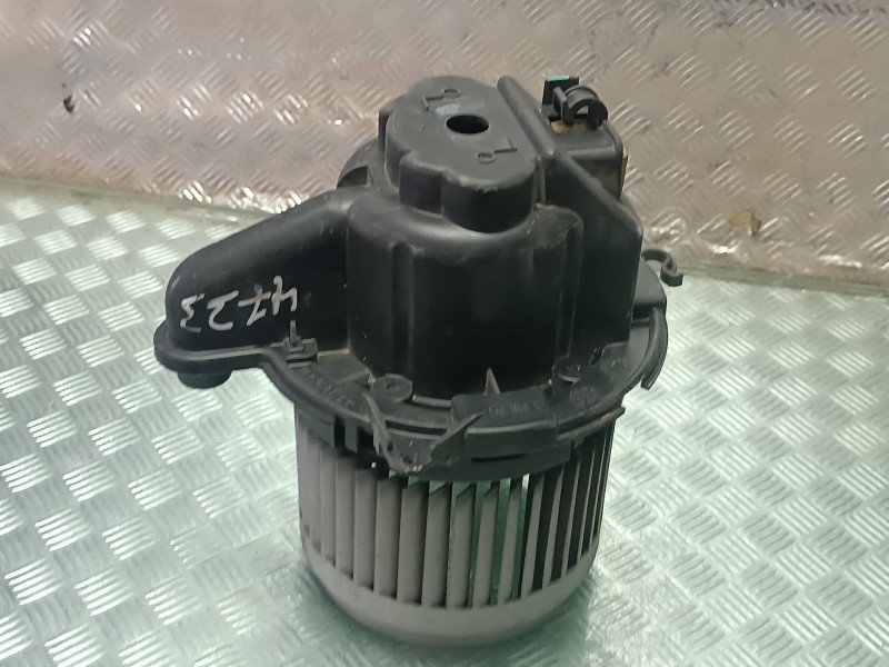 Recambio de ventilador calefaccion para dacia lodgy referencia OEM IAM 5P3730100 DENSO CONECTOR 2 PINES