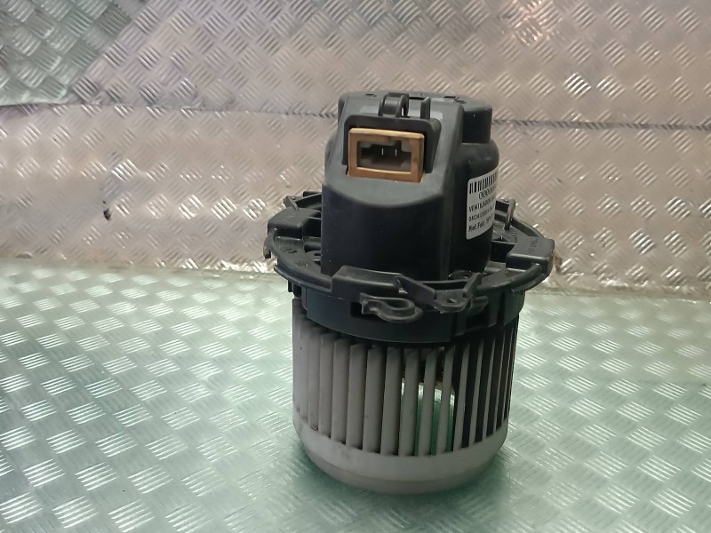 Recambio de ventilador calefaccion para dacia lodgy referencia OEM IAM 5P3730100 DENSO CONECTOR 2 PINES