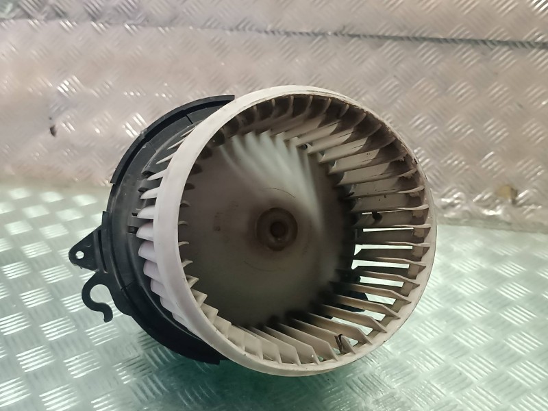 Recambio de ventilador calefaccion para dacia lodgy referencia OEM IAM 5P3730100 DENSO CONECTOR 2 PINES
