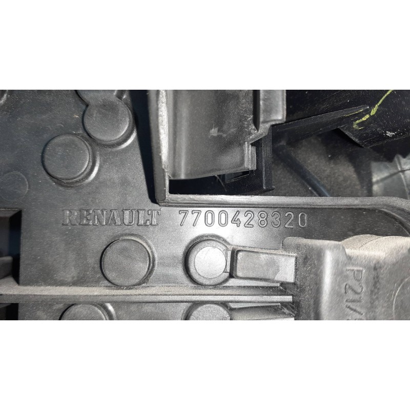 Recambio de piloto trasero izquierdo para renault megane i fase 2 berlina (ba0) referencia OEM IAM 7700428320 5511927LB 08551192